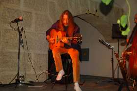 Lange Nacht der Gitarren HARRI STOJKA TRIO - CHRISTOPH SCHELLHORN - LUKAS LASSER - Foto 6 · 