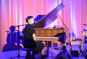 Sigrid Horn - I bleib do - Foto 1 · 