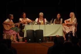 STADTHALLE TERNITZ: Ratschkattln - Foto 5 · 