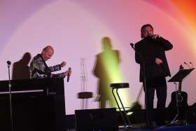 Andy Lee Lang & Werner Auer - AUSVERKAUFT - Foto 2 · 