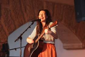 Poxrucker Sisters, u.a - Dialekt schmeckt im Schloss - Foto 4 · 