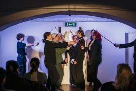 Romeo und Julia (Theaterstück, BORG Ternitz) - Foto 2 · 