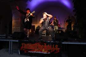 Thunderballs - Die österreichische AC/DC Coverband - Foto 3 · 