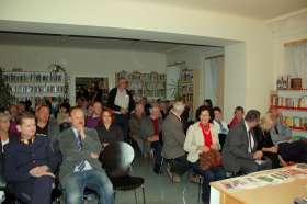 Literarischer Cocktail Buchpräsentation und Lesung Prof. Friedrich Brettner - Foto 1 · 