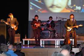 The Beatles Show - Magical History Tour - Foto 12 · 