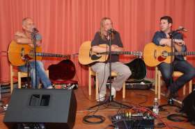 Lange Nacht der Gitarren - VERLEGT INS HERRENHAUS! - Foto 6 · 