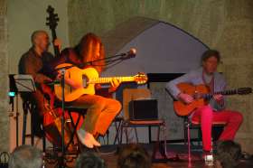 Lange Nacht der Gitarren HARRI STOJKA TRIO - CHRISTOPH SCHELLHORN - LUKAS LASSER - Foto 8 · 